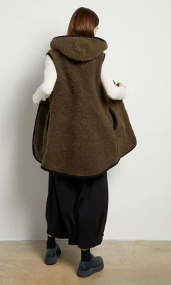 Bigger Rambler Gilet - Peat Brown><noscript><img width=