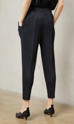 Black Pleat Trousers><noscript><img width=