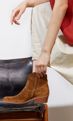 Cassidy Boots>Penelope Chilvers Best