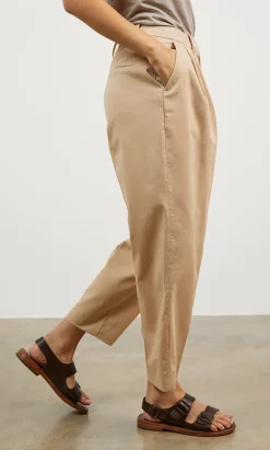 Chino Pants><noscript><img width=