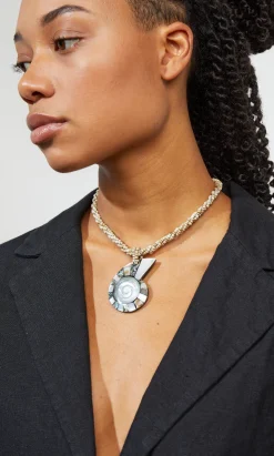 Covy Shell Necklace><noscript><img width=