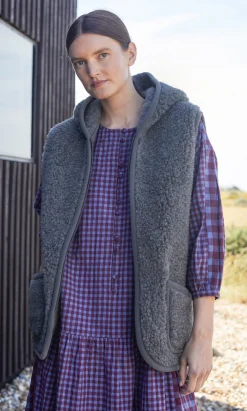 Dark Grey Wool Gilet>Plümo Studio Online