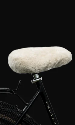 Ebbe Saddle Cover>Plümo Hot