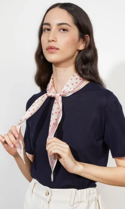 Fleurie Neckerchief><noscript><img width=