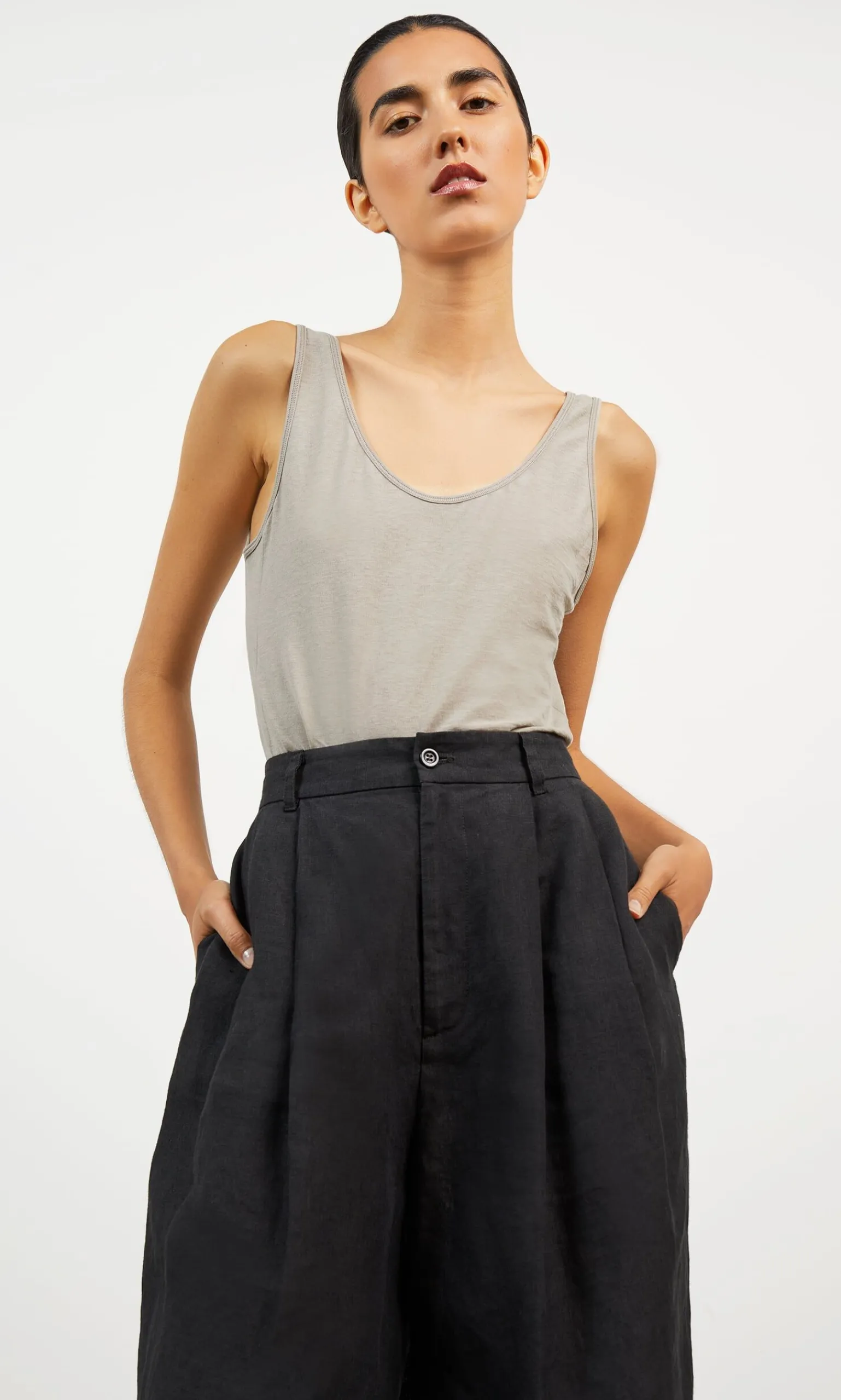 Jia Grey Tank Top>Plümo Best
