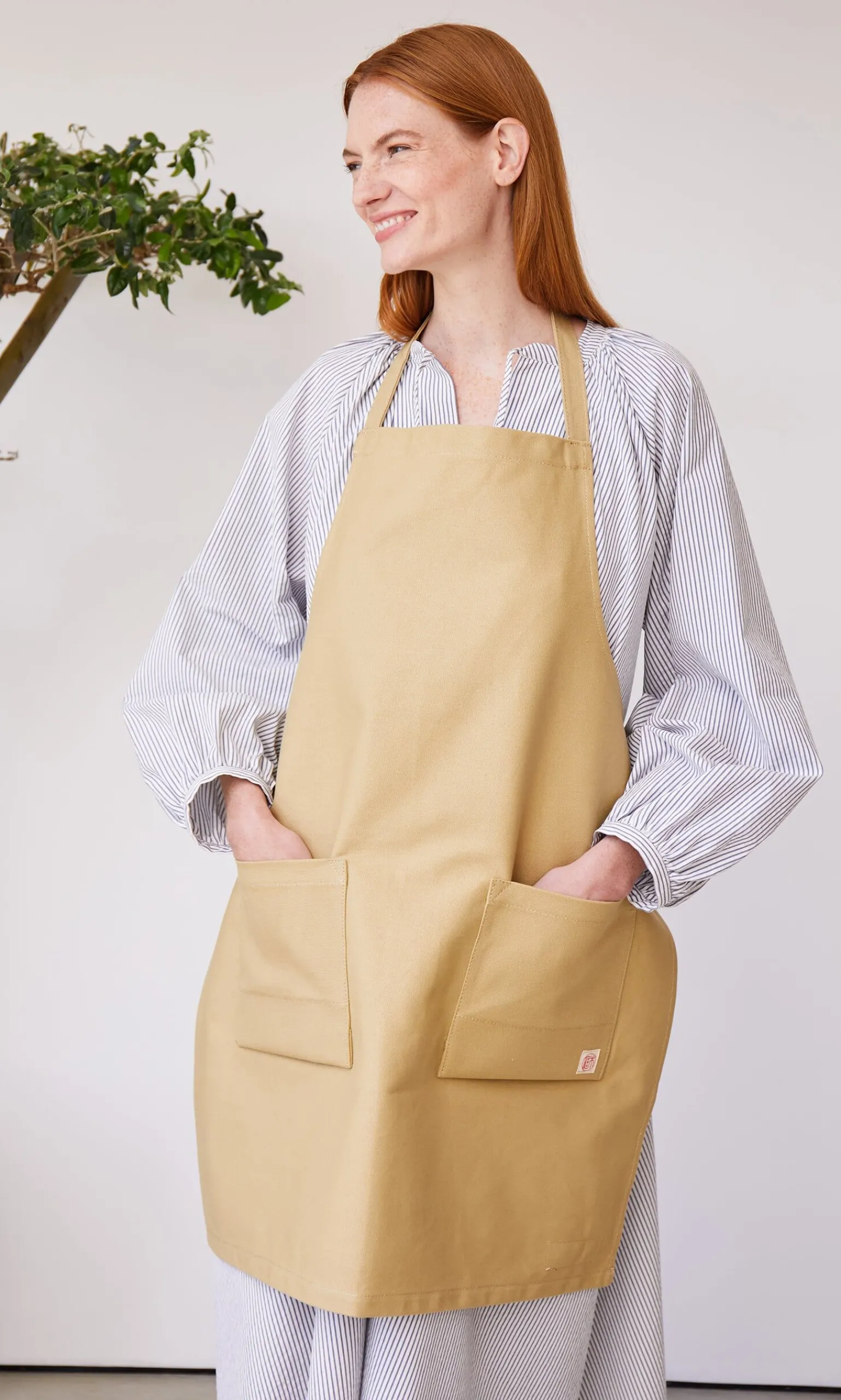 Apron>Niwaki Sale