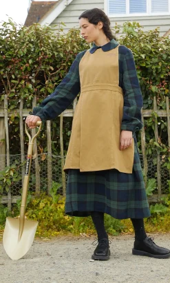 Gold Spade><noscript><img width=