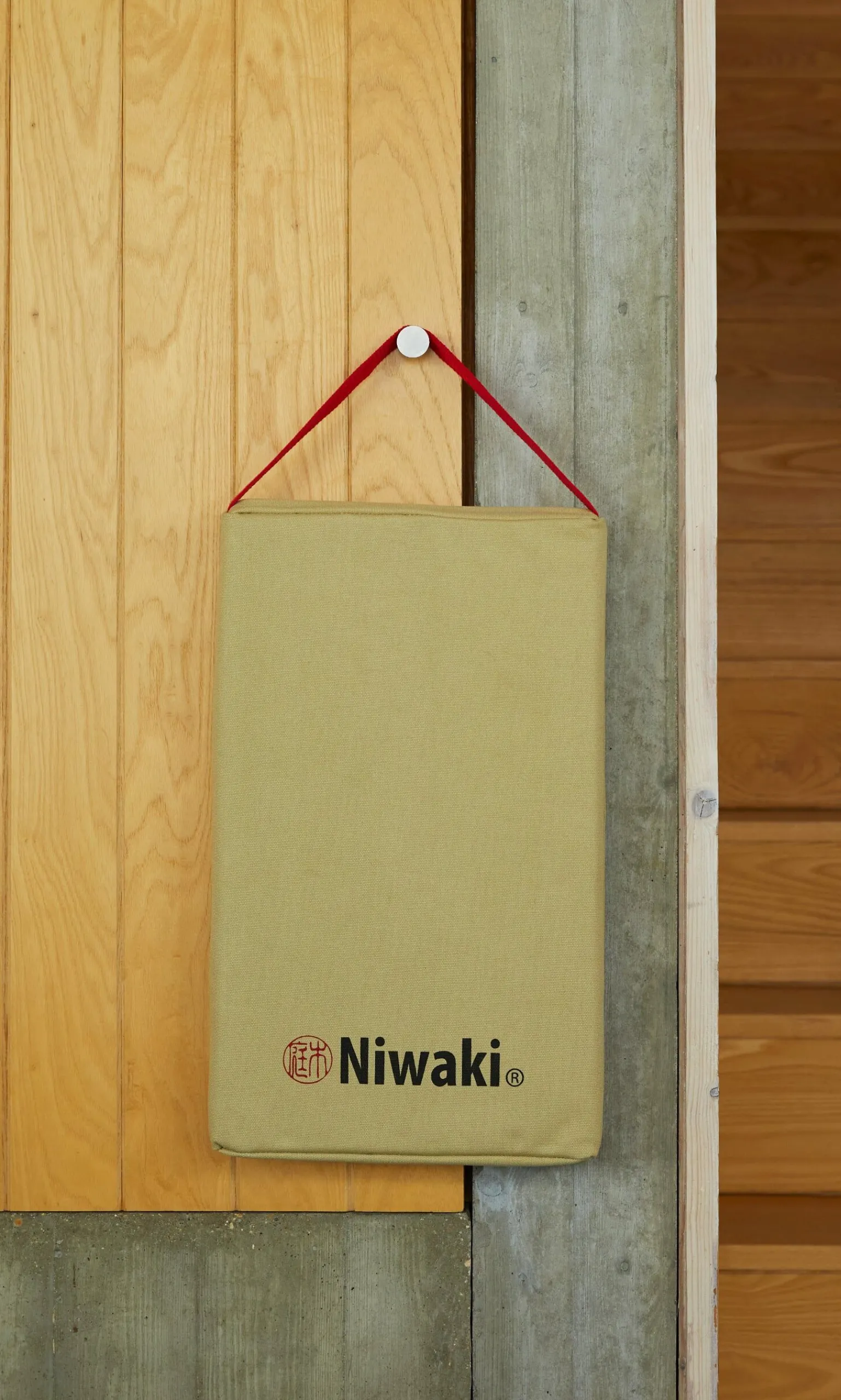Kneeler>Niwaki Best