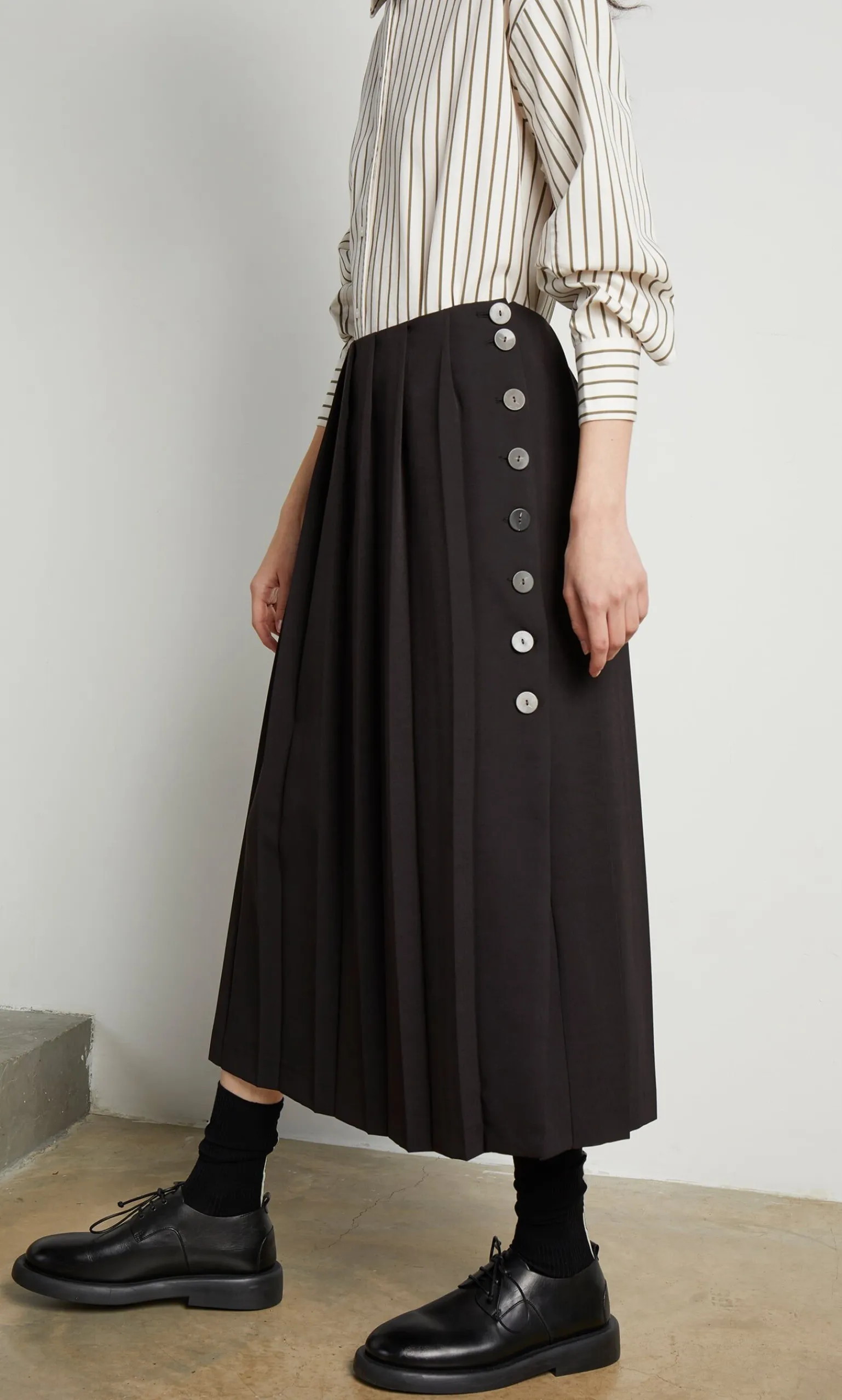 Pleat & Button Skirt>Plümo Studio Online