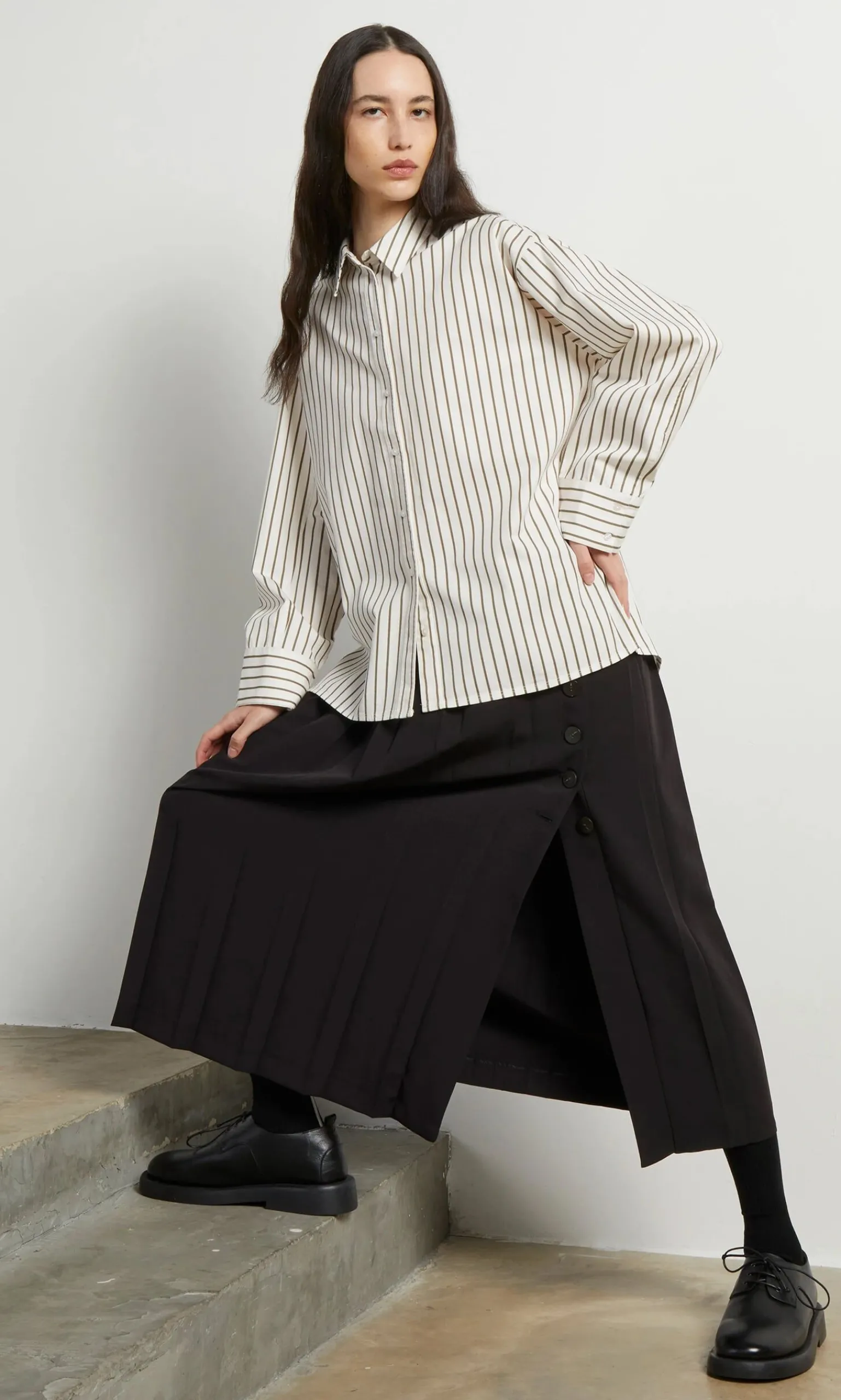 Pleat & Button Skirt>Plümo Studio Online