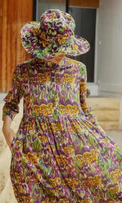 Purple Love Hat><noscript><img width=