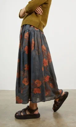 Sally Skirt><noscript><img width=