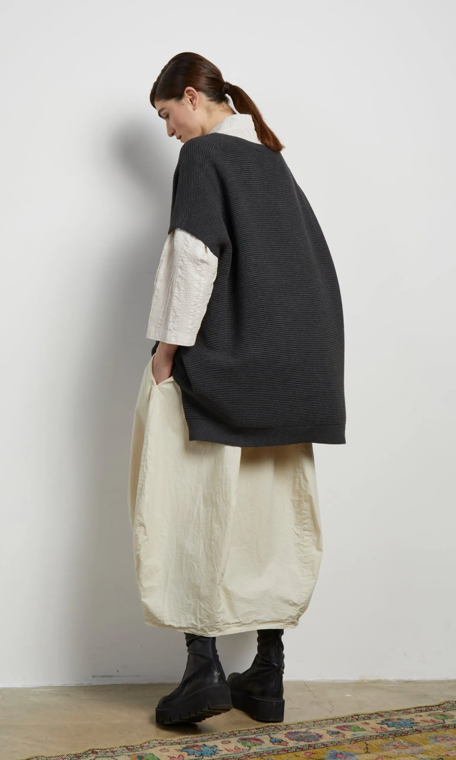 Sleeveless Jack - Graphite>Plümo Studio Clearance