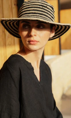 Striped Hat>Plümo Online