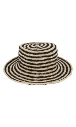 Striped Hat><noscript><img width=
