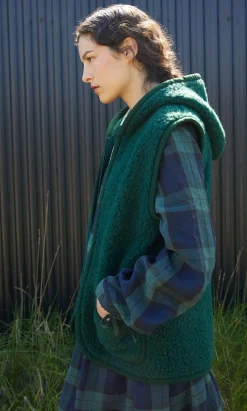 Wool Gilet - Bottle Green>Plümo Clearance